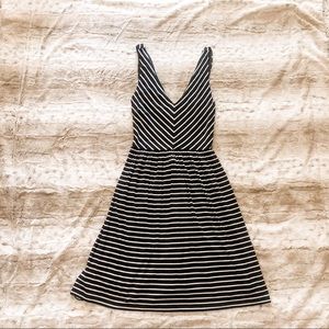 Loft Spring summer cut out dress 👗